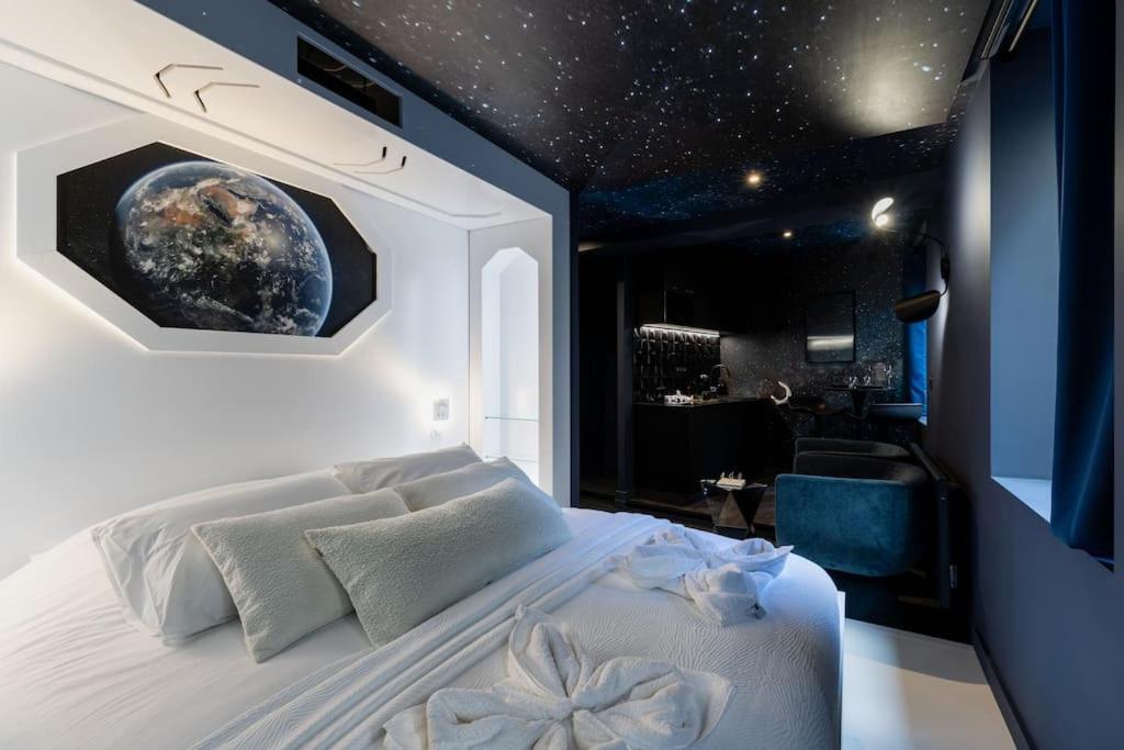 Appartement Galaxy La Tete Dans Les Etoiles Riom